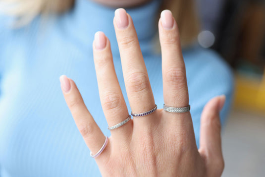 Full vs. Half Eternity Bands: Which One Suits Your Style and Lifestyle?